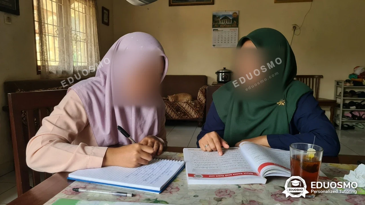 Momen sesi bahasa arab sedang berlangsung, Bandung