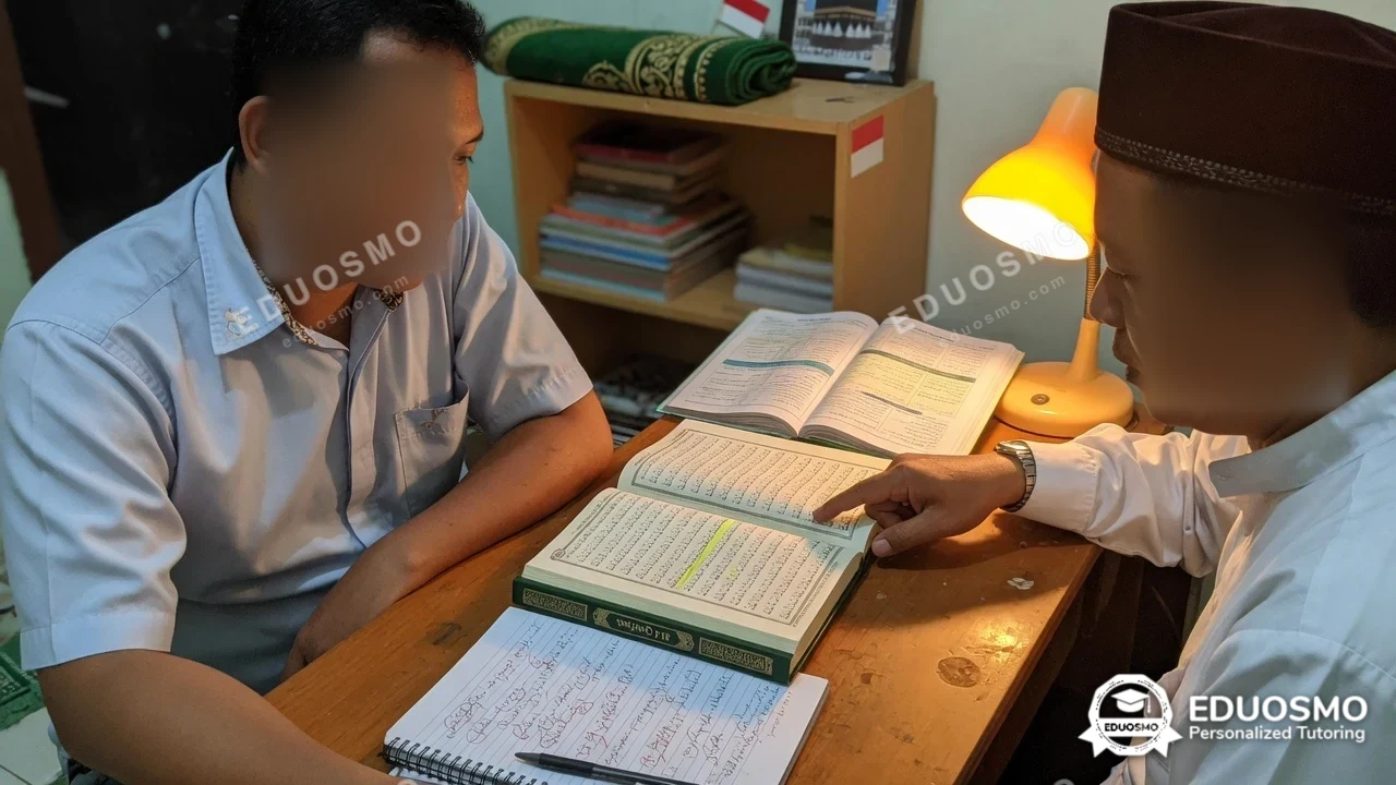 Galeri kelas bahasa arab: siswa bersama tutor Eduosmo di Bandung