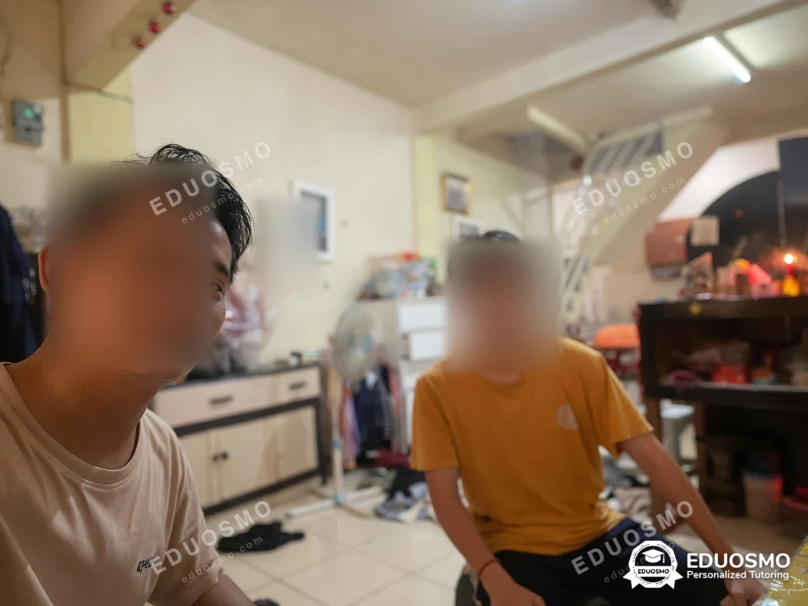 Momen sesi biola sedang berlangsung, Bandung