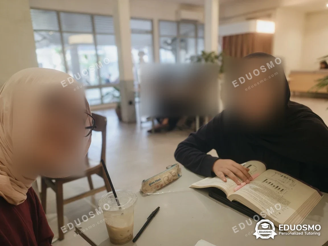 Galeri kelas biologi: siswa bersama tutor Eduosmo di Bandung