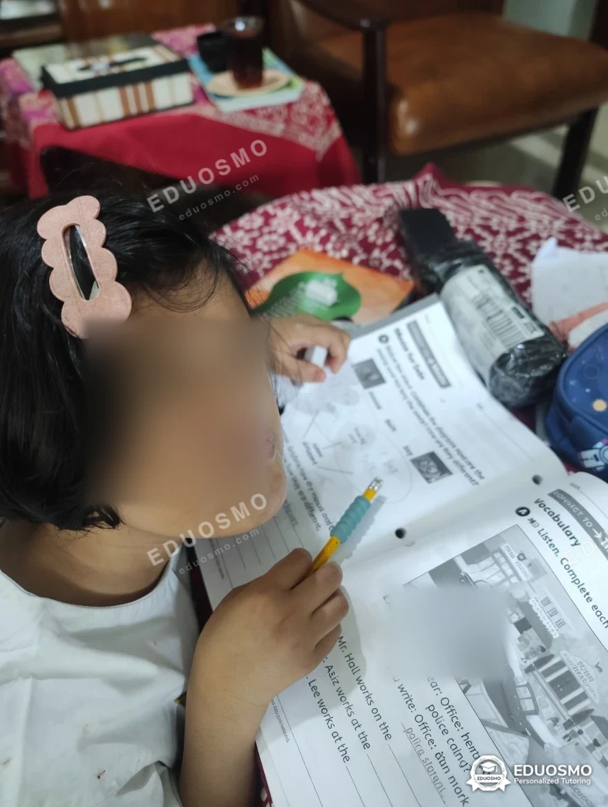 Momen sesi masuk sekolah sedang berlangsung, Bandung
