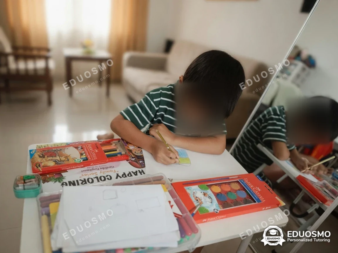 Siswa Bandung belajar menggambar diampu tutor Eduosmo