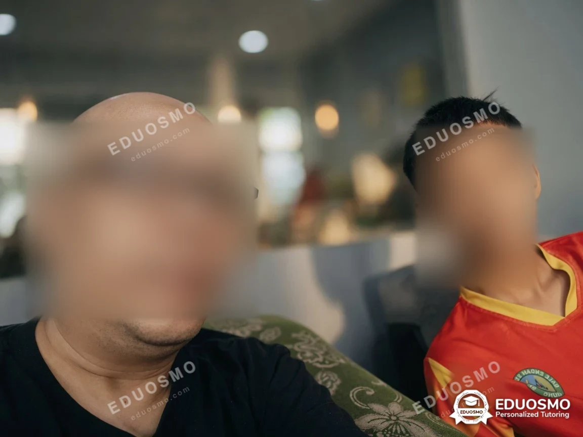 Momen sesi bahasa Jerman sedang berlangsung, Bandung