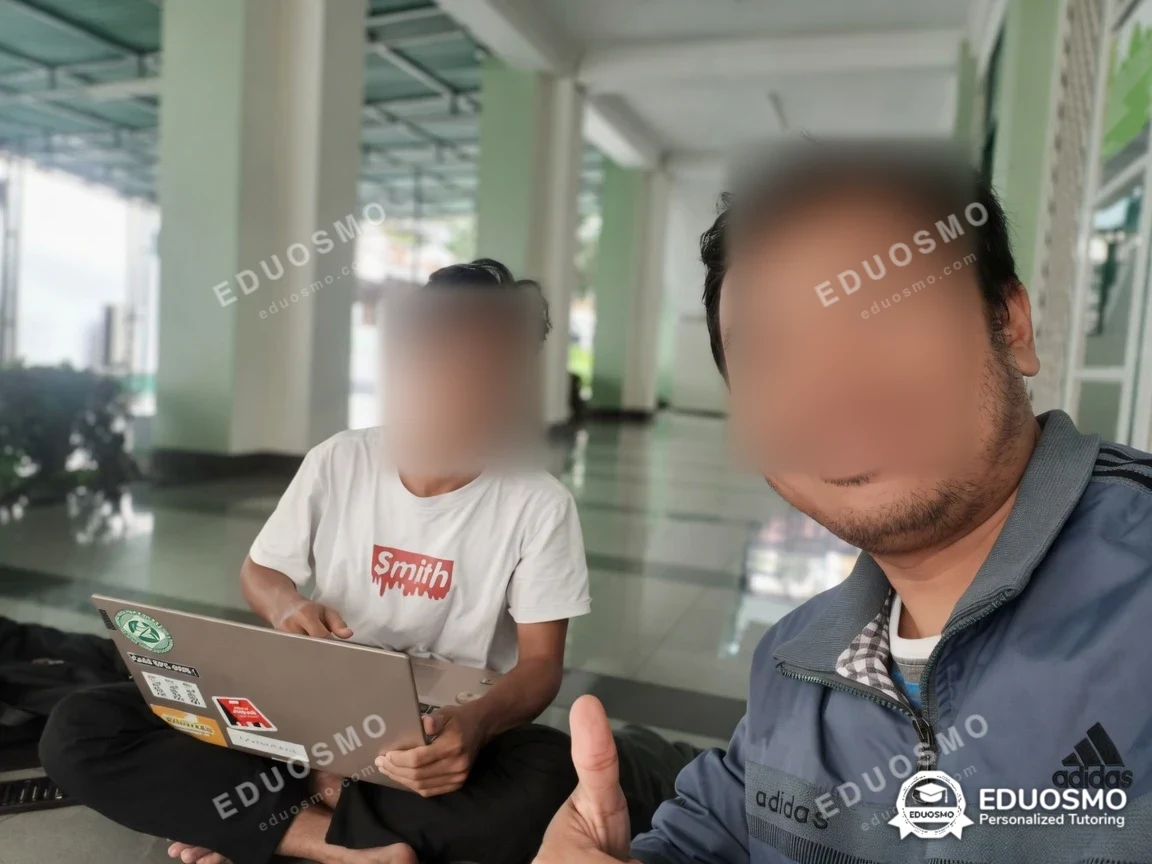 Galeri kelas mahasiswa: siswa bersama tutor Eduosmo di Bandung