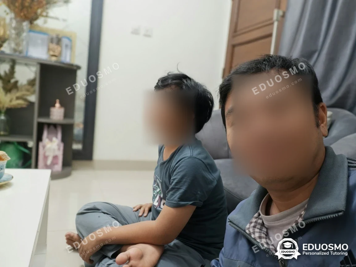 Galeri kelas SMA: siswa bersama tutor Eduosmo di Bandung