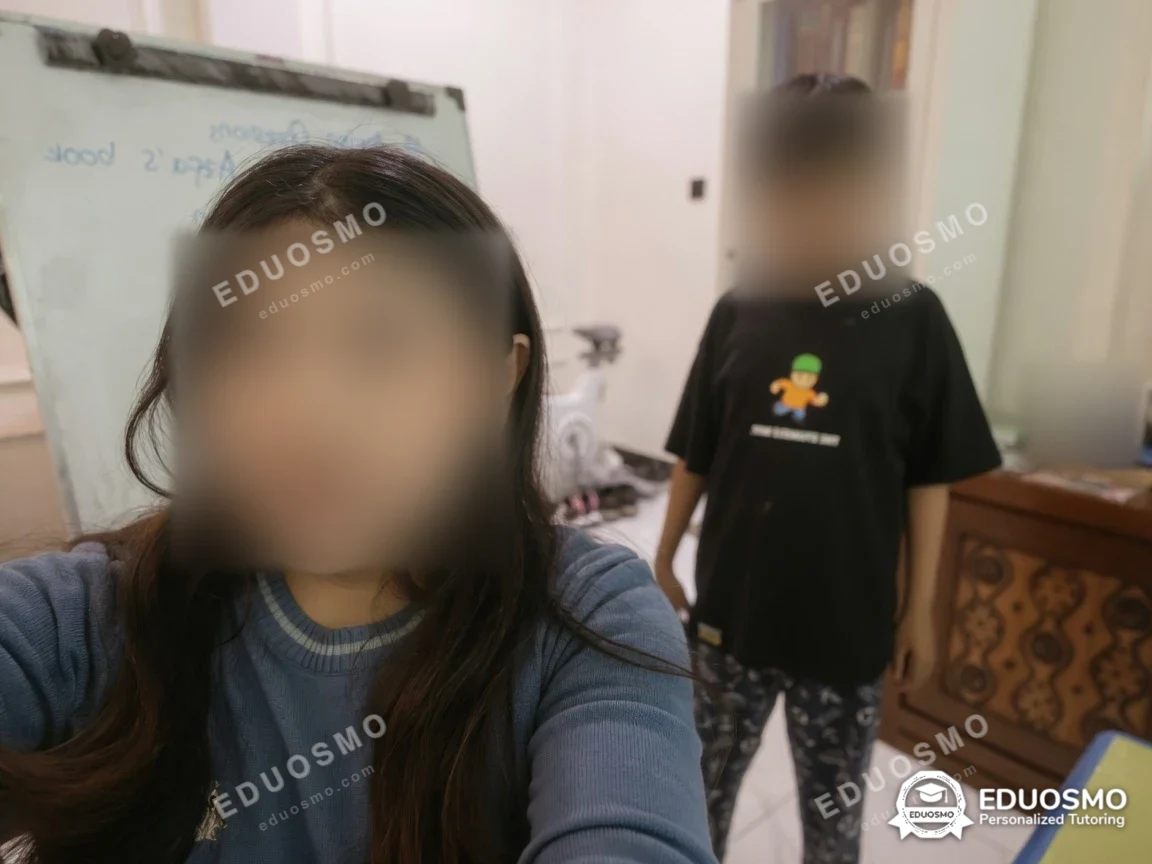 Dari kelas SMP Eduosmo di Bandung